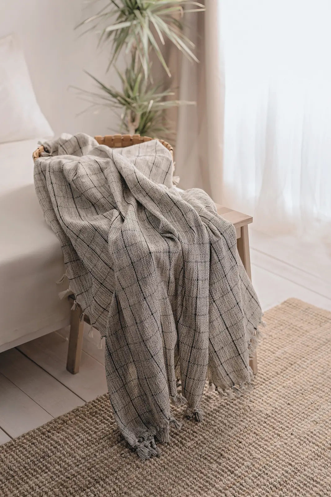 Minimalist 100% Cotton Throw Blankets Moa