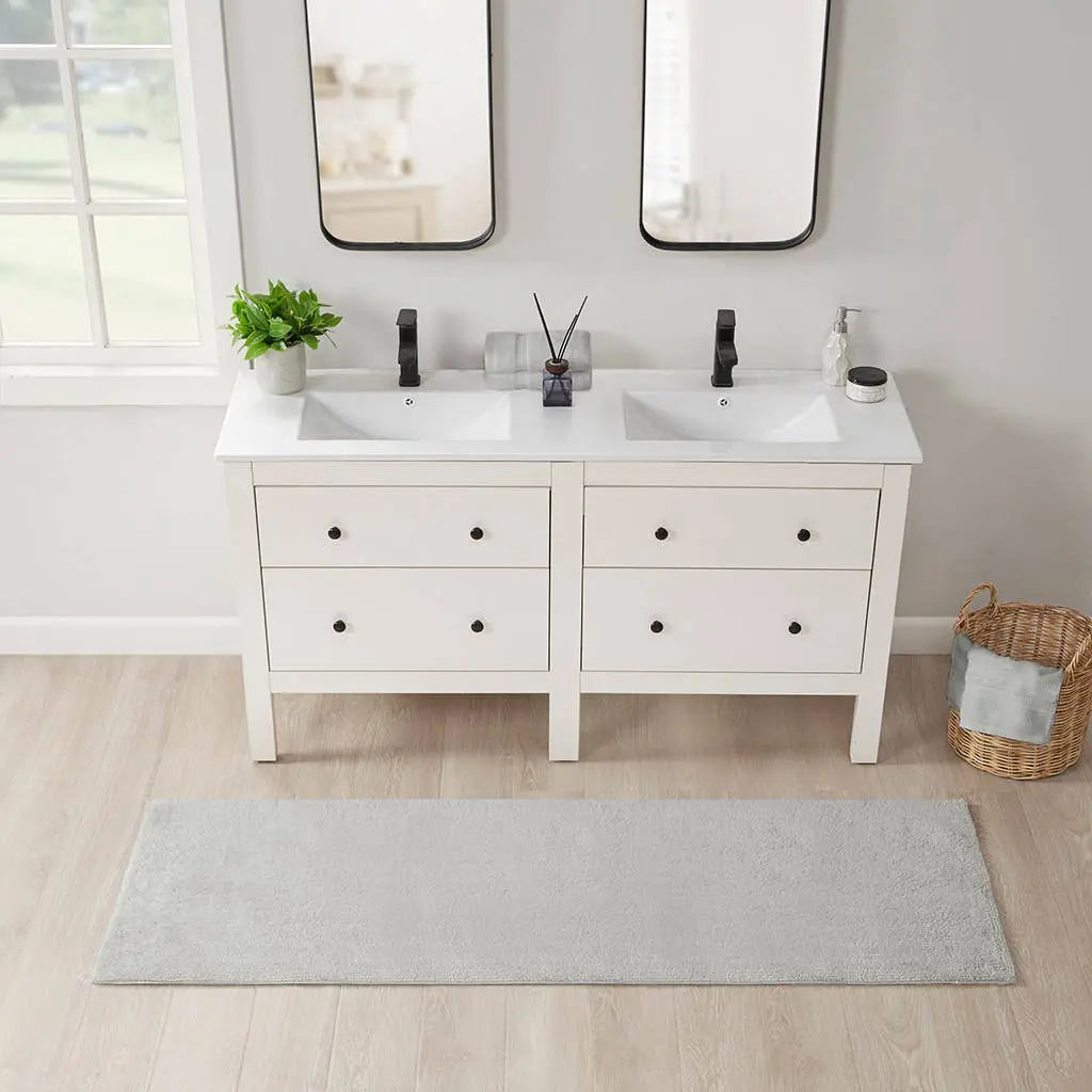 Luxury Feather Touch Reversible Bath Rug, Grey Olliix