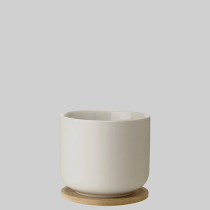 Theo cup, with coaster/lid - sand Studio Nordhaven