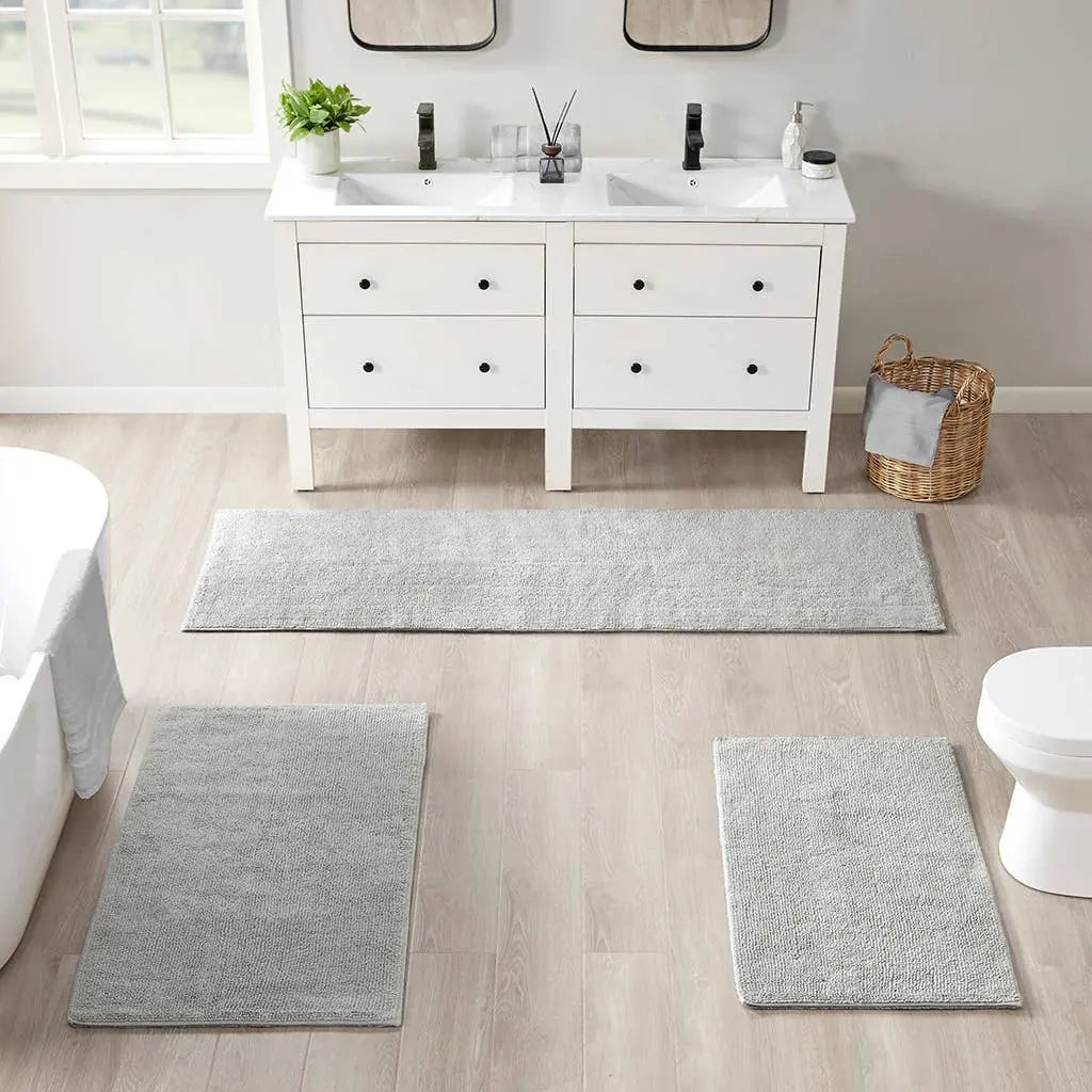 Luxury Feather Touch Reversible Bath Rug, Grey Olliix