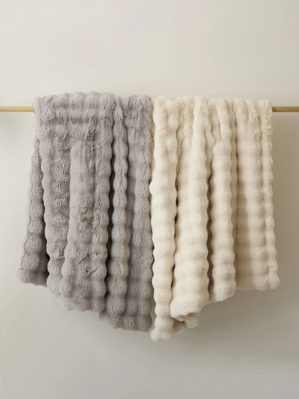 Bubble Cuddle Blanket Cozy Earth