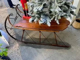 Antique pine sleigh with swan head Home Crush