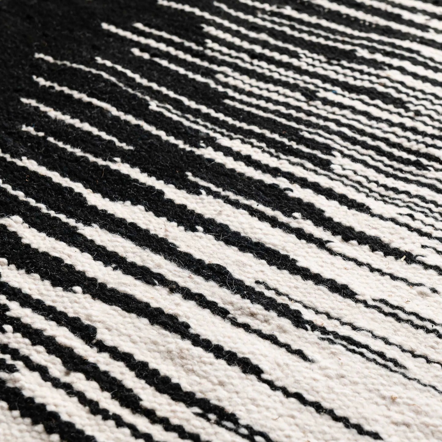 Tafza - taznakht kilim rug Benisouk