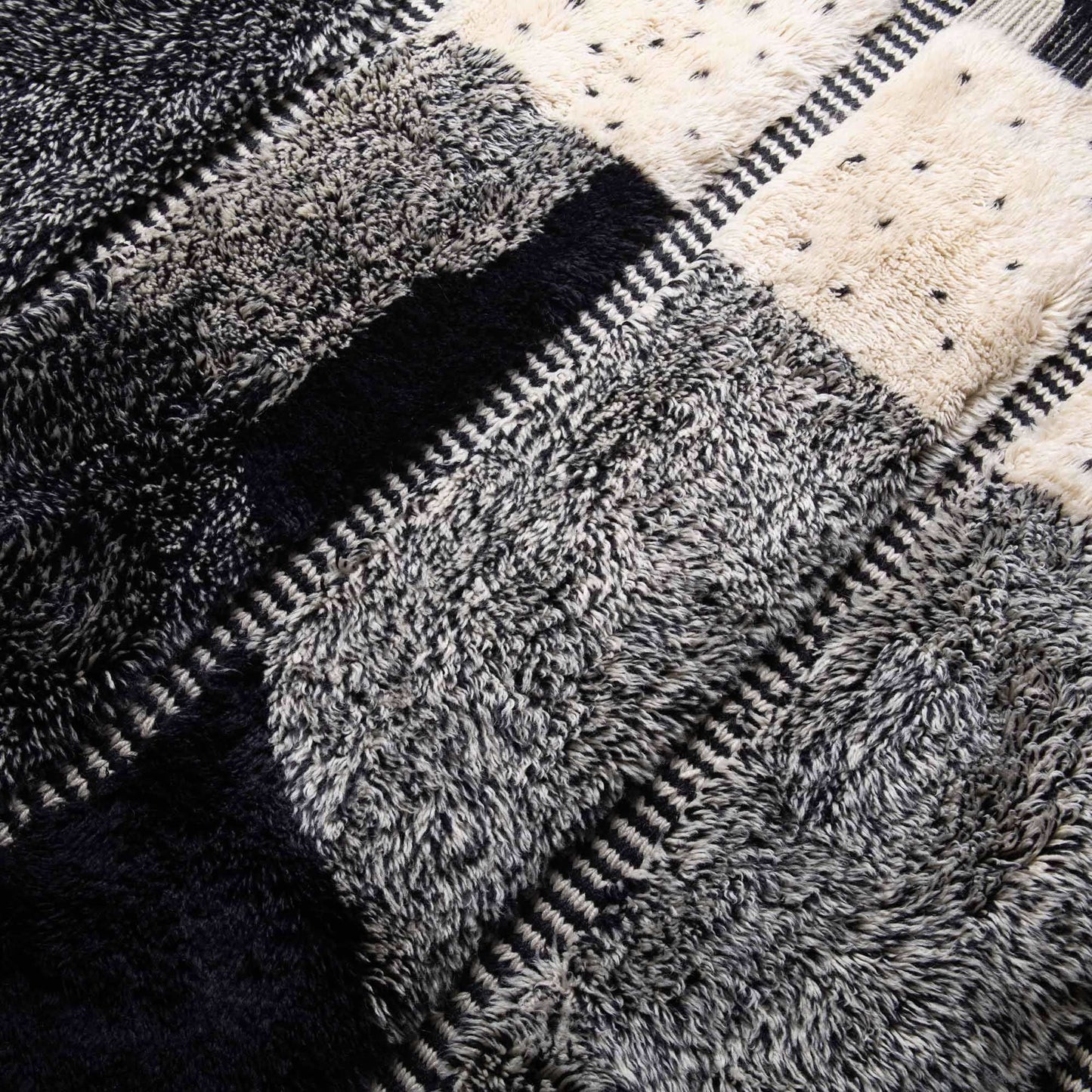 Walkway - Luxury Shag Moroccan Rug Benisouk