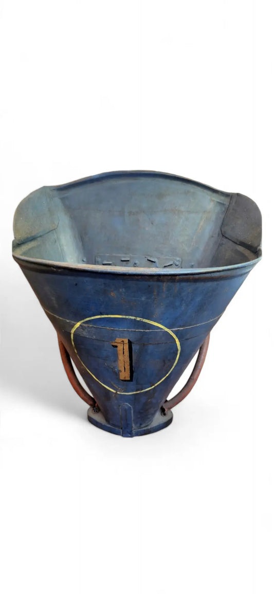 Vintage tole wine hotte carrying Home Crush