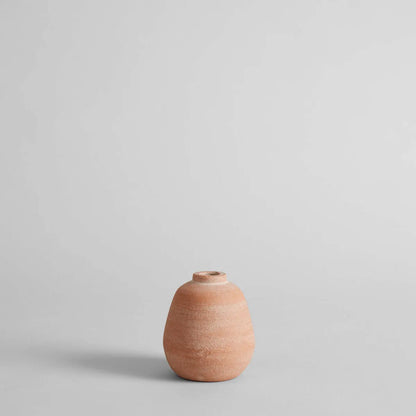 Terra Cotta Bud Vase, Whitewash Bloomist