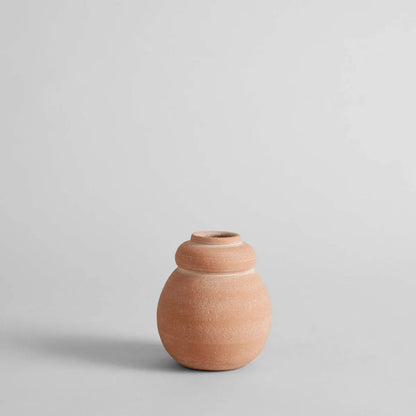 Terra Cotta Bud Vase, Whitewash Bloomist