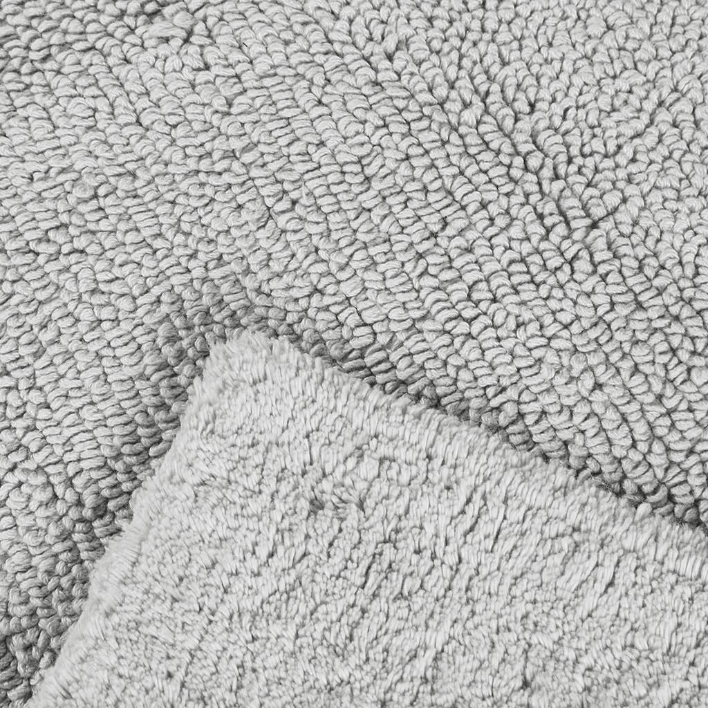 Luxury Feather Touch Reversible Bath Rug, Grey Olliix