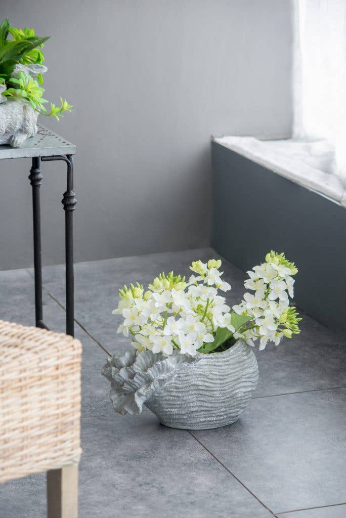 14.2x8x8" Planter - Gray A&B Home Group Inc.